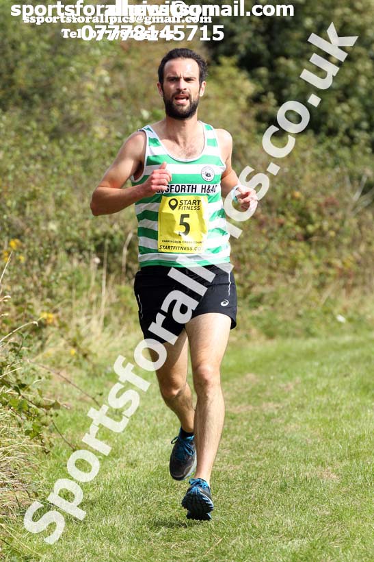 Senior mens relay 2019 Sunderland Harriers Open Cross Country. Photo:  David T. Hewitson/Sports for All Pics